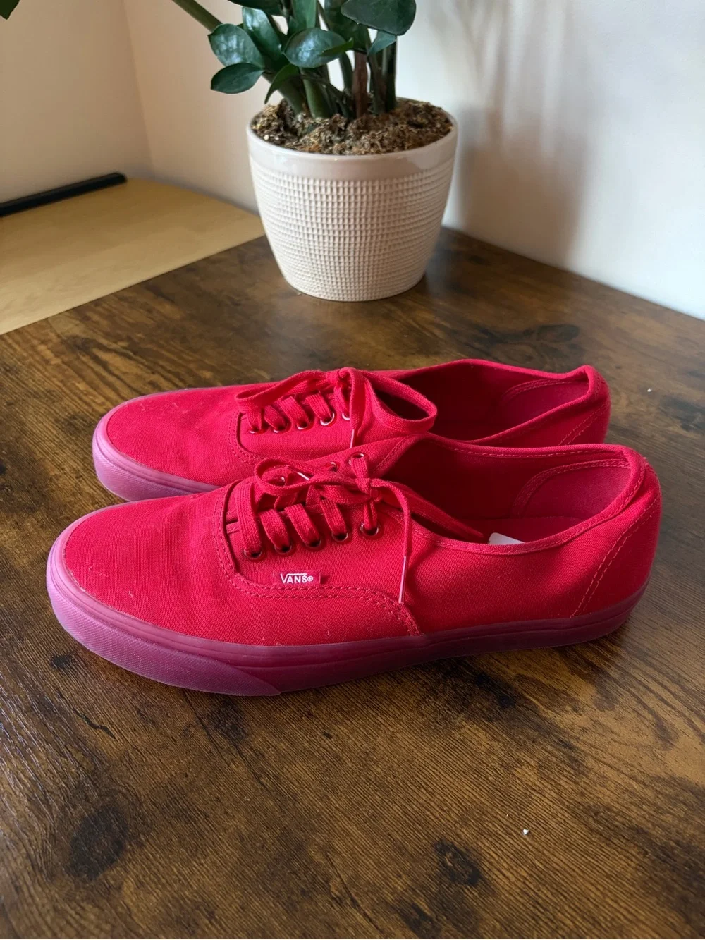 Vans Authentic Low-Top Canvas Sneakers in Red - Men’s 10 - Like New!
